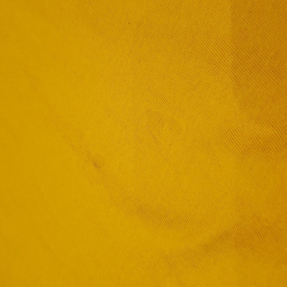 TOMMY Hilfiger T-Shirt Yellow White Strip Across Men's Size Small - Picture 11 of 13